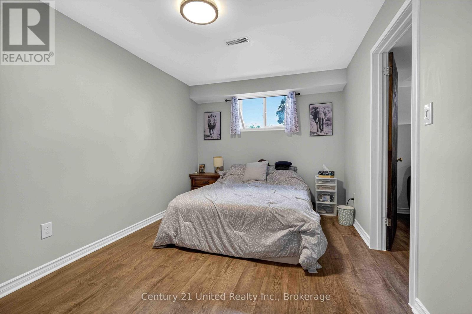 1255 HUNTINGTON CIRCLE - 30