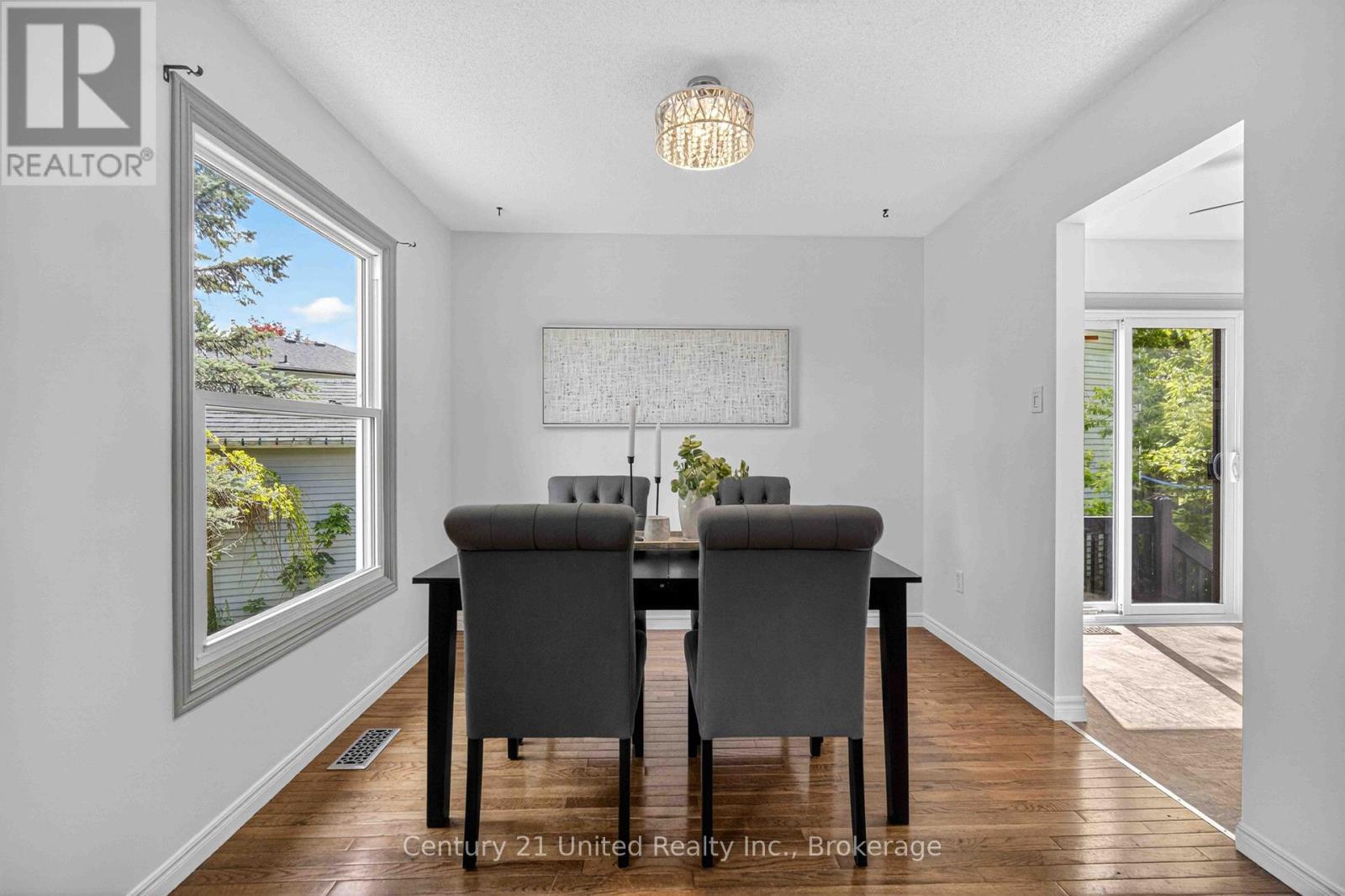 1255 HUNTINGTON CIRCLE - 7