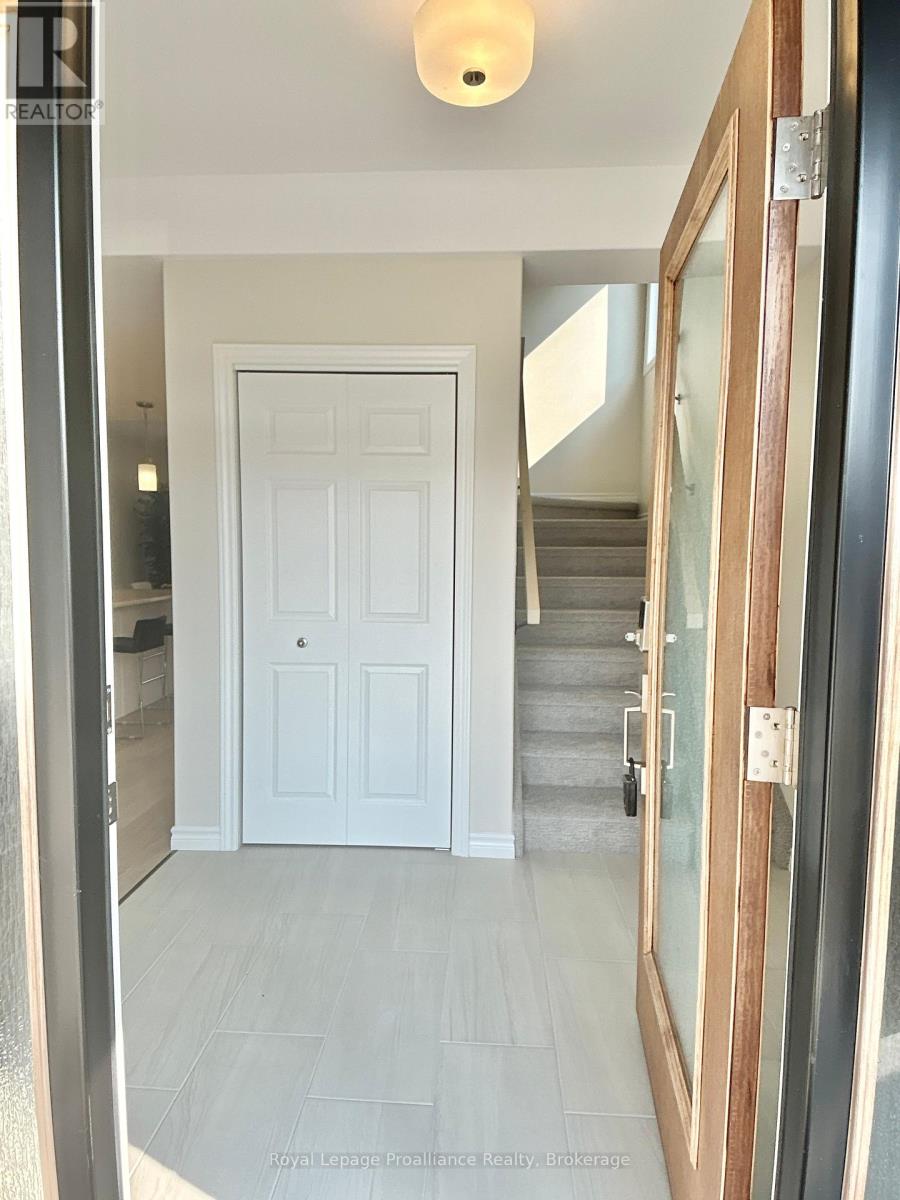 93 ATHABASKA DRIVE - 2