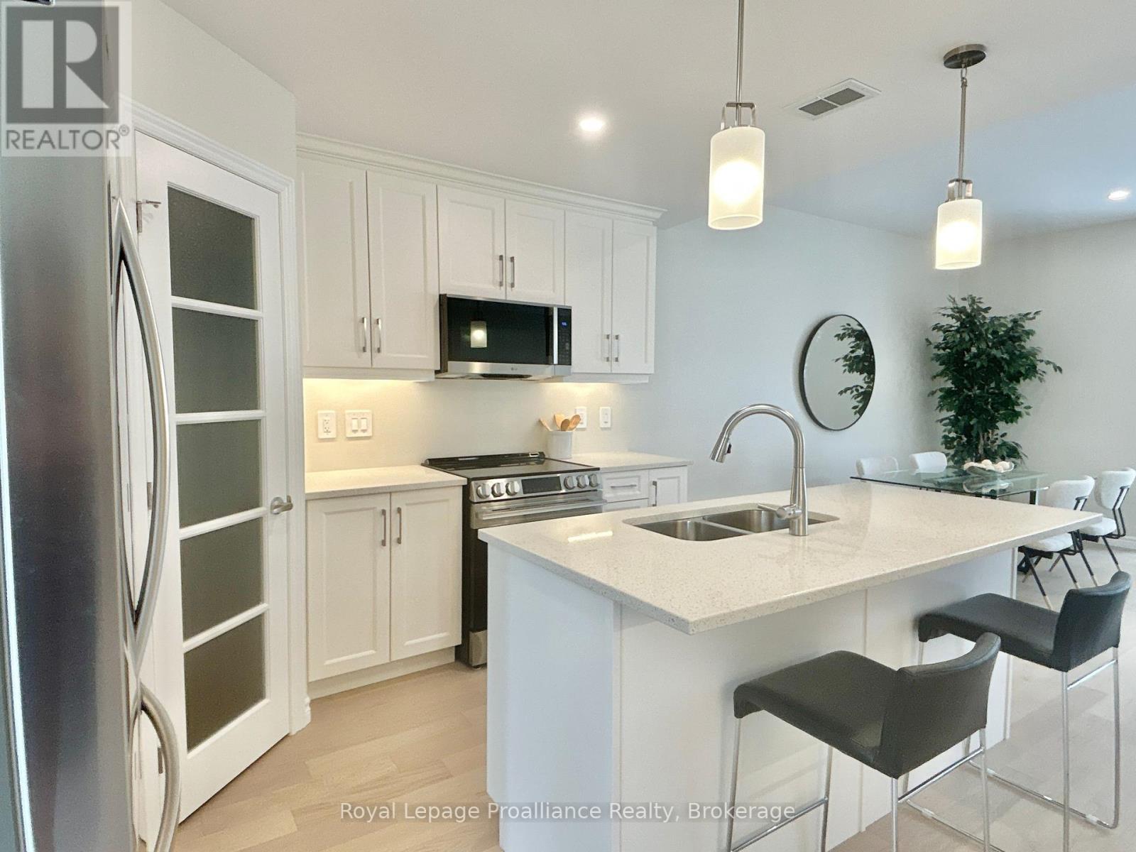 93 ATHABASKA DRIVE - 4