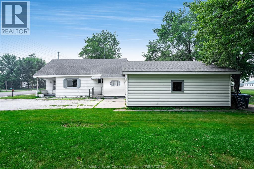 3070 County Rd 8 - 27