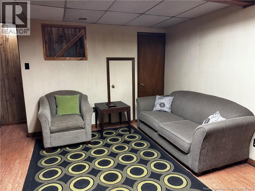 1076 BAISLEY Road - 17