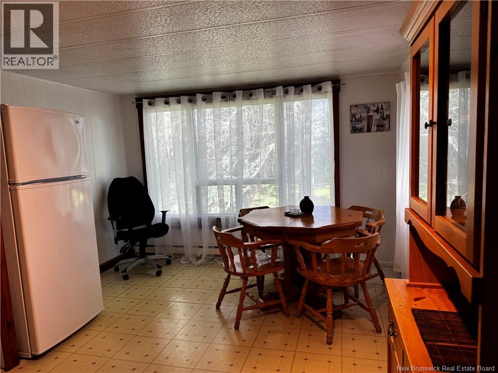 1076 BAISLEY Road - 16