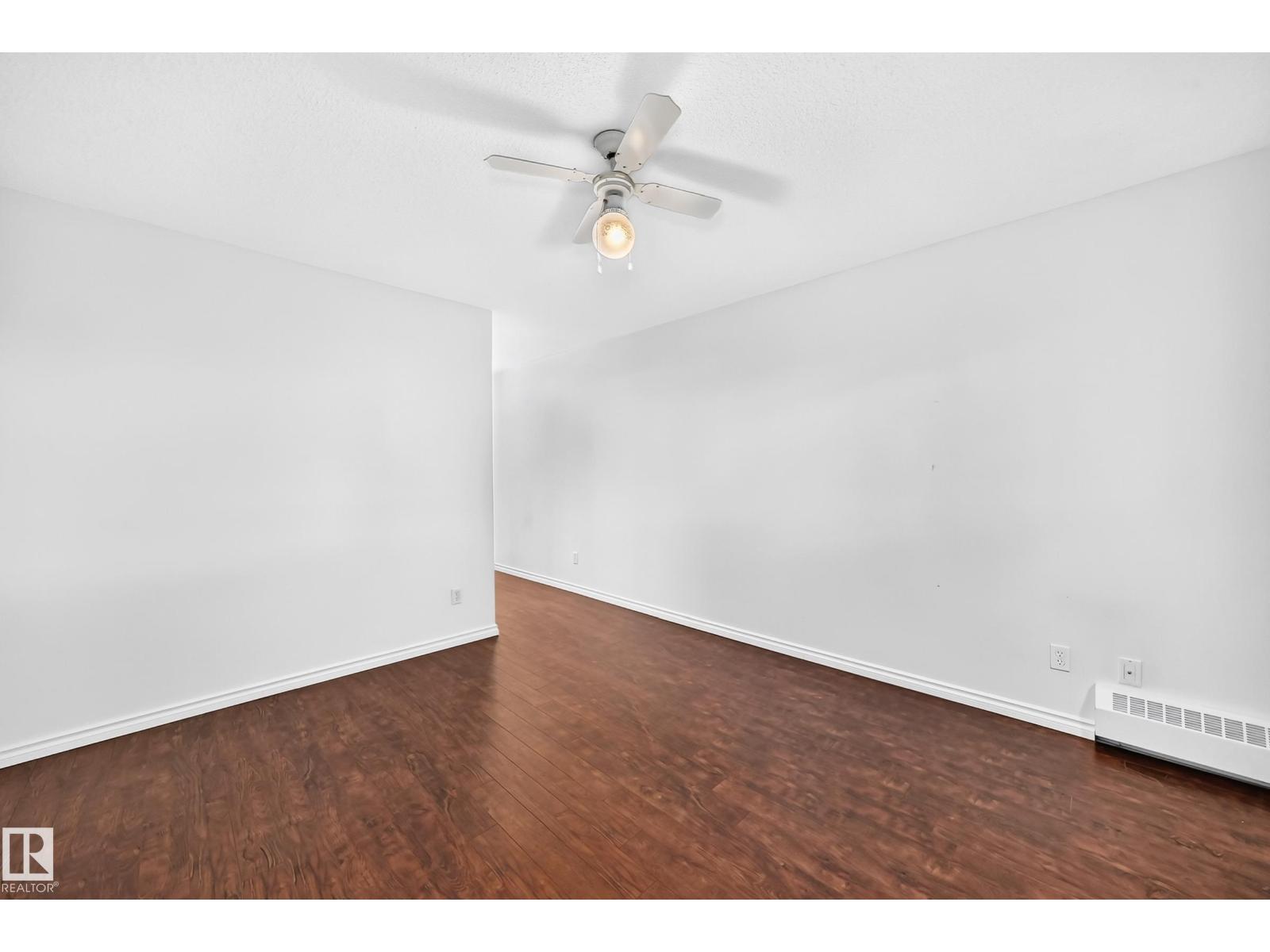 #109 10945 21 AV NW - 16