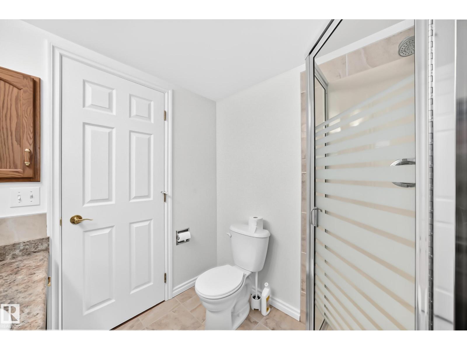 #109 10945 21 AV NW - 19