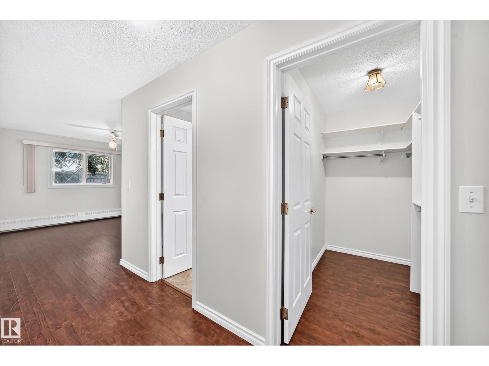 #109 10945 21 AV NW - 21