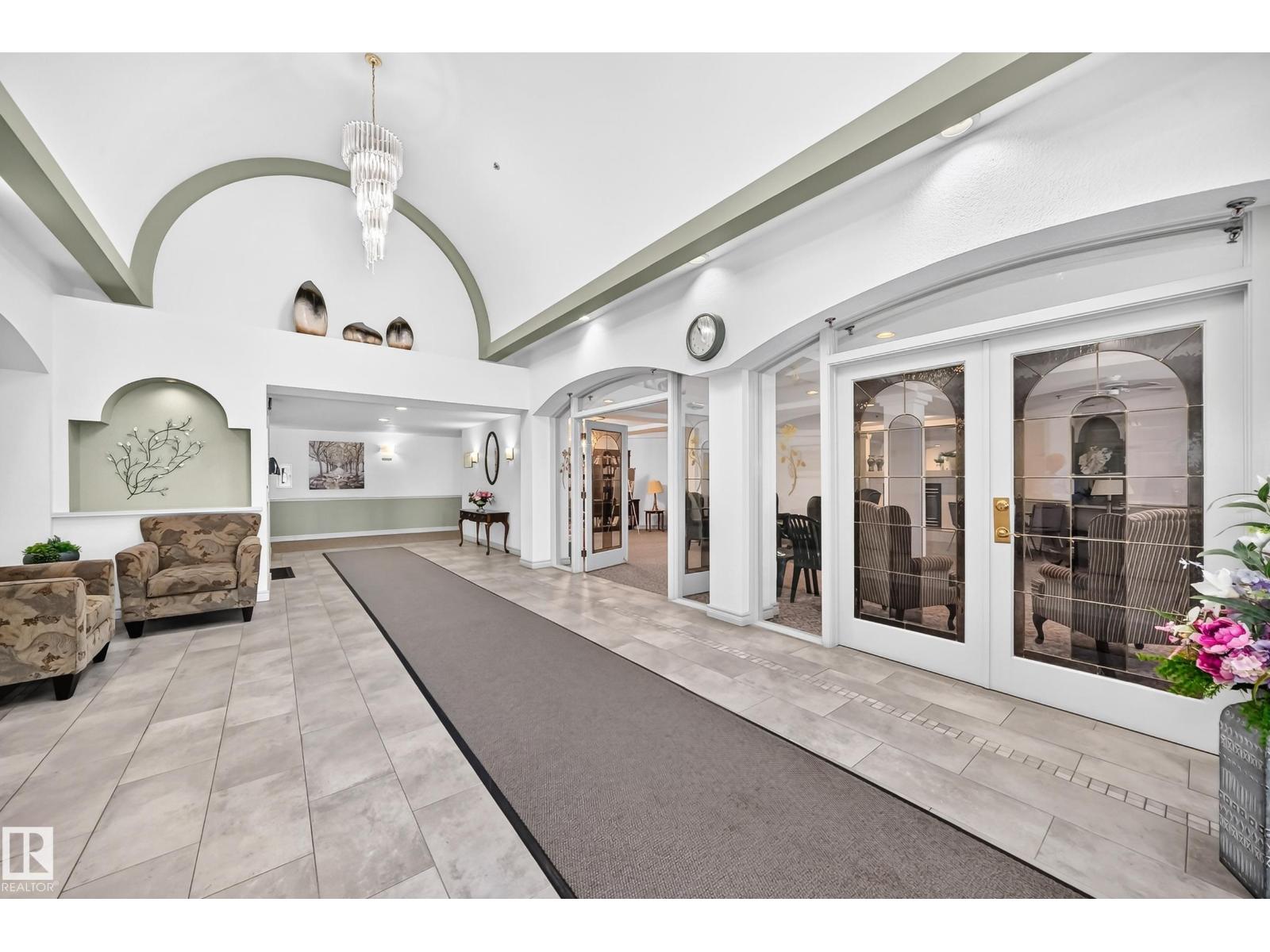 #109 10945 21 AV NW - 58