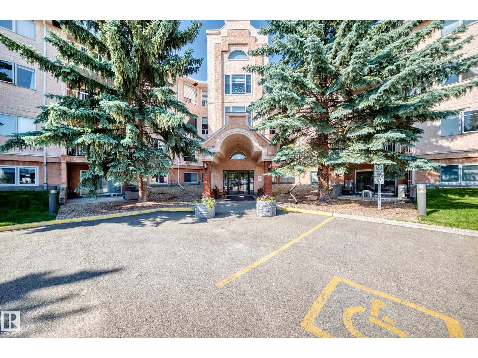 #109 10945 21 AV NW - Image 61