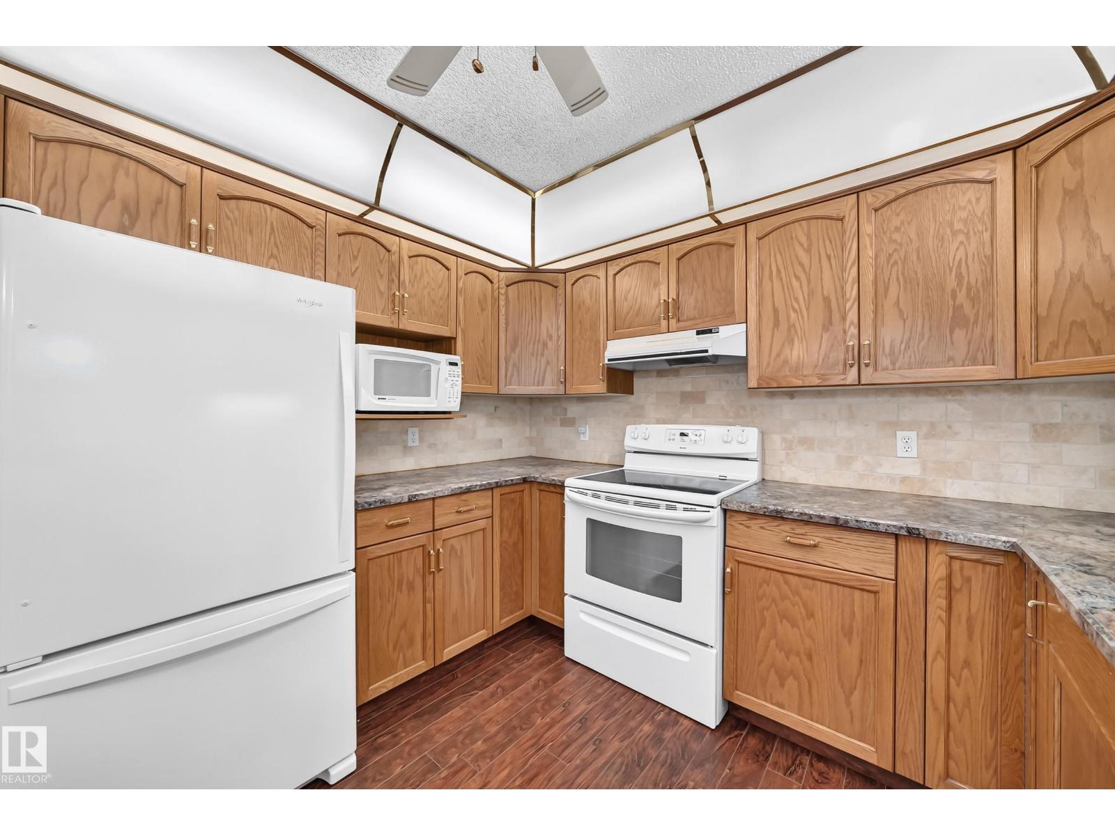 #109 10945 21 AV NW - Image 8