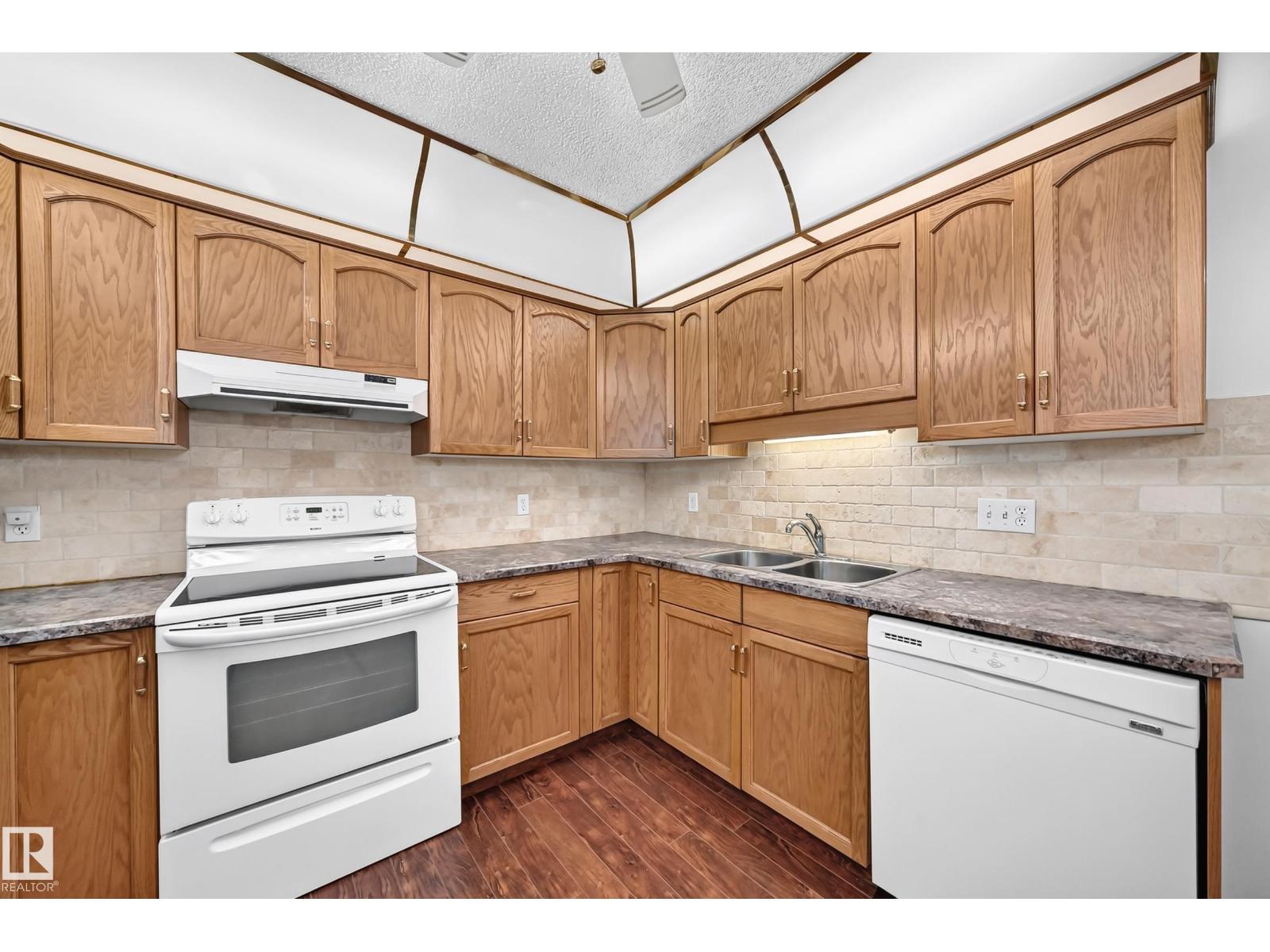#109 10945 21 AV NW - Image 9