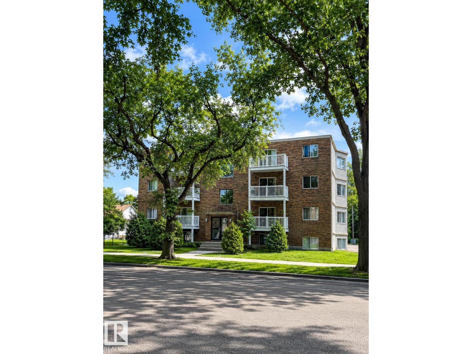 #101 11825 71 ST NW - 24