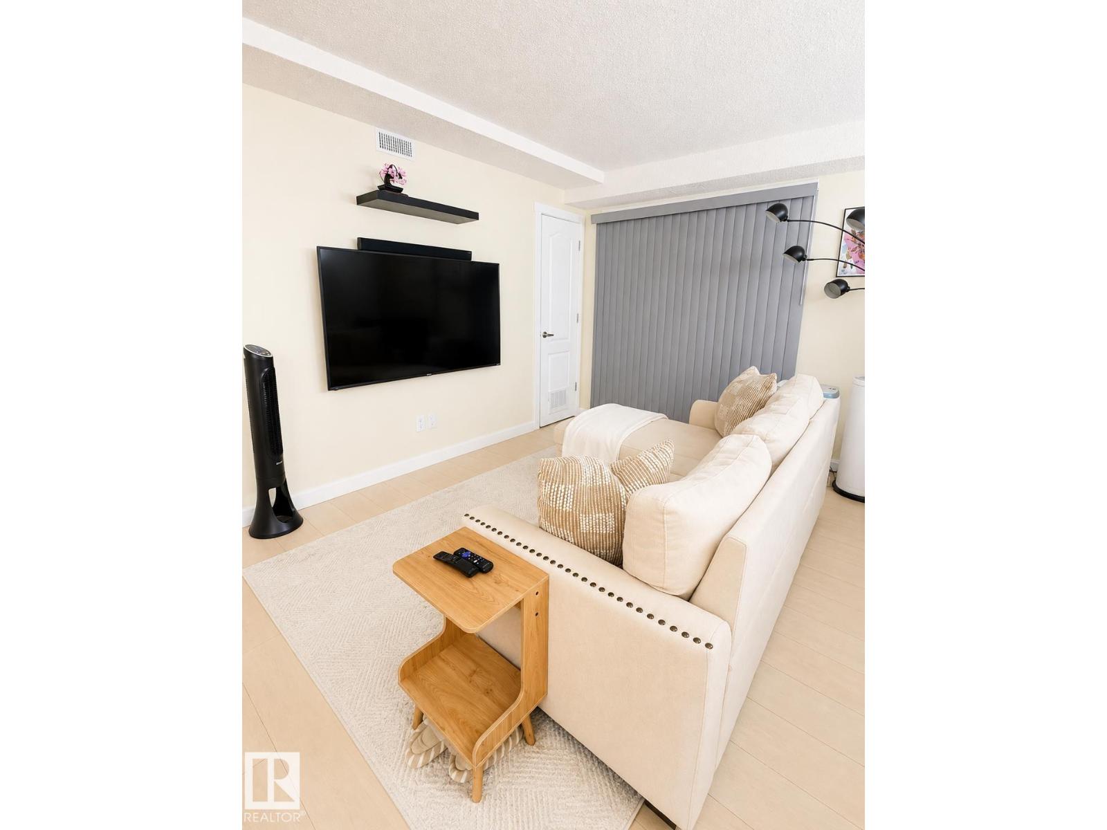 #101 11825 71 ST NW - 6