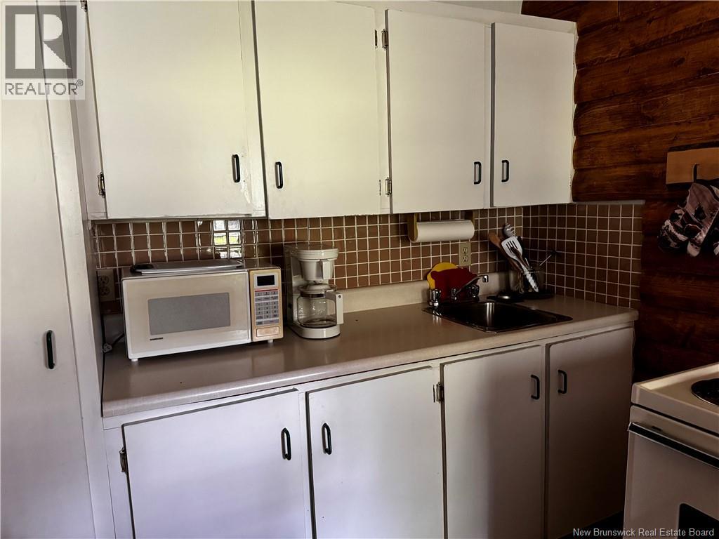 1076 BAISLEY Road - 38