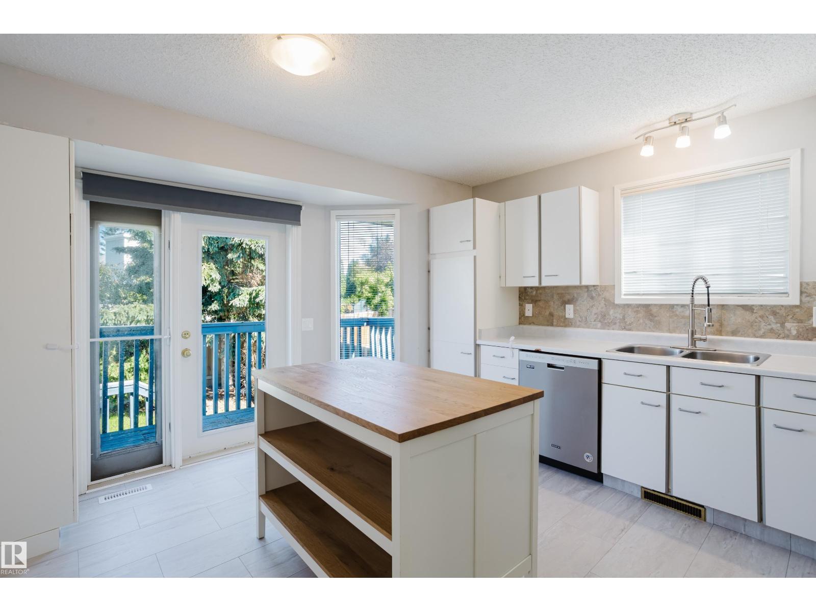 337 Pearson CR NW - 14