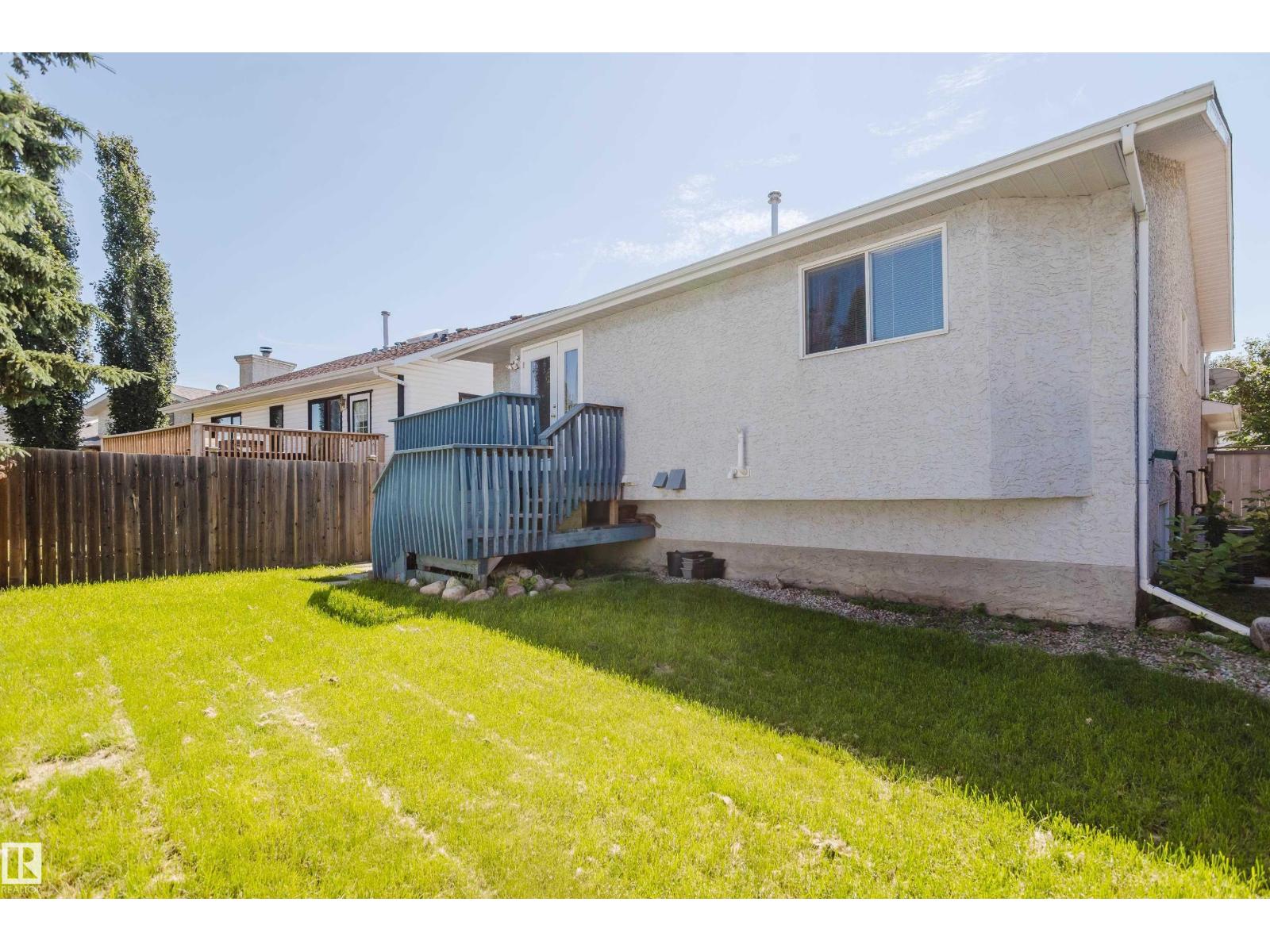 337 Pearson CR NW - 53