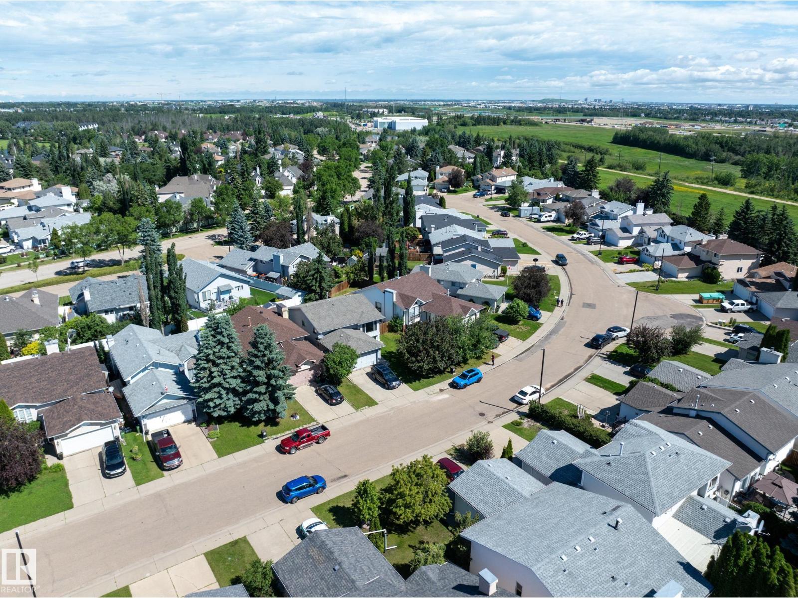 337 Pearson CR NW - 55