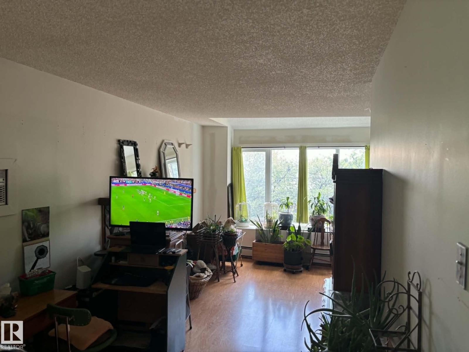 #401 10743 107 ST NW NW - 10