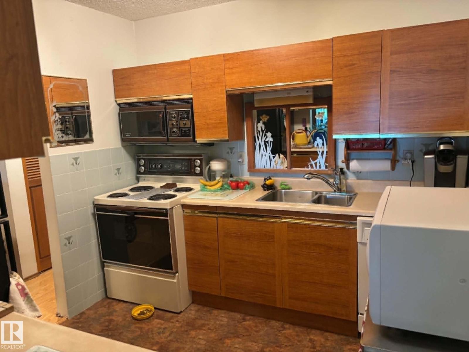 #401 10743 107 ST NW NW - 8