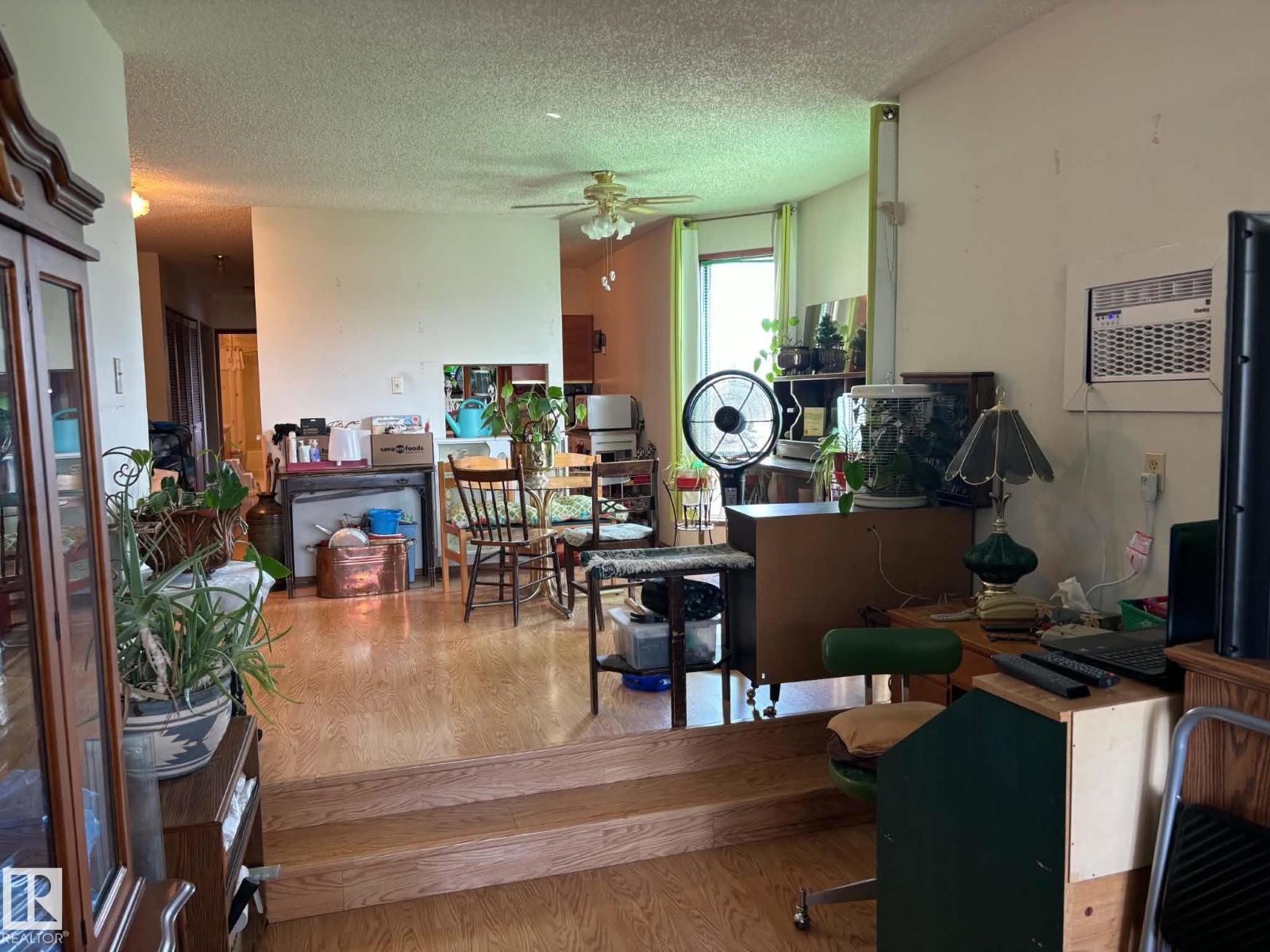 #401 10743 107 ST NW NW - 3