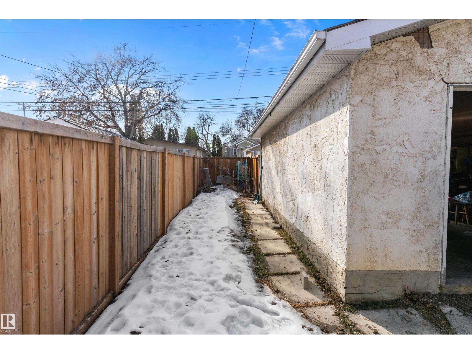 12916 69 ST NW - 43