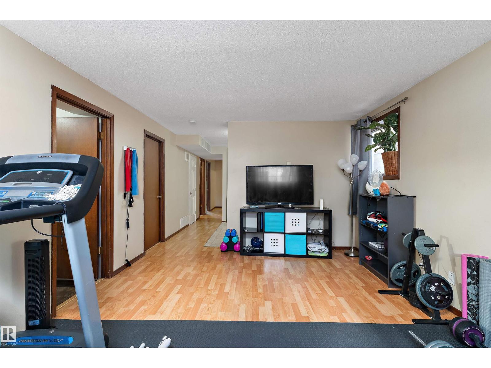 12916 69 ST NW - 39