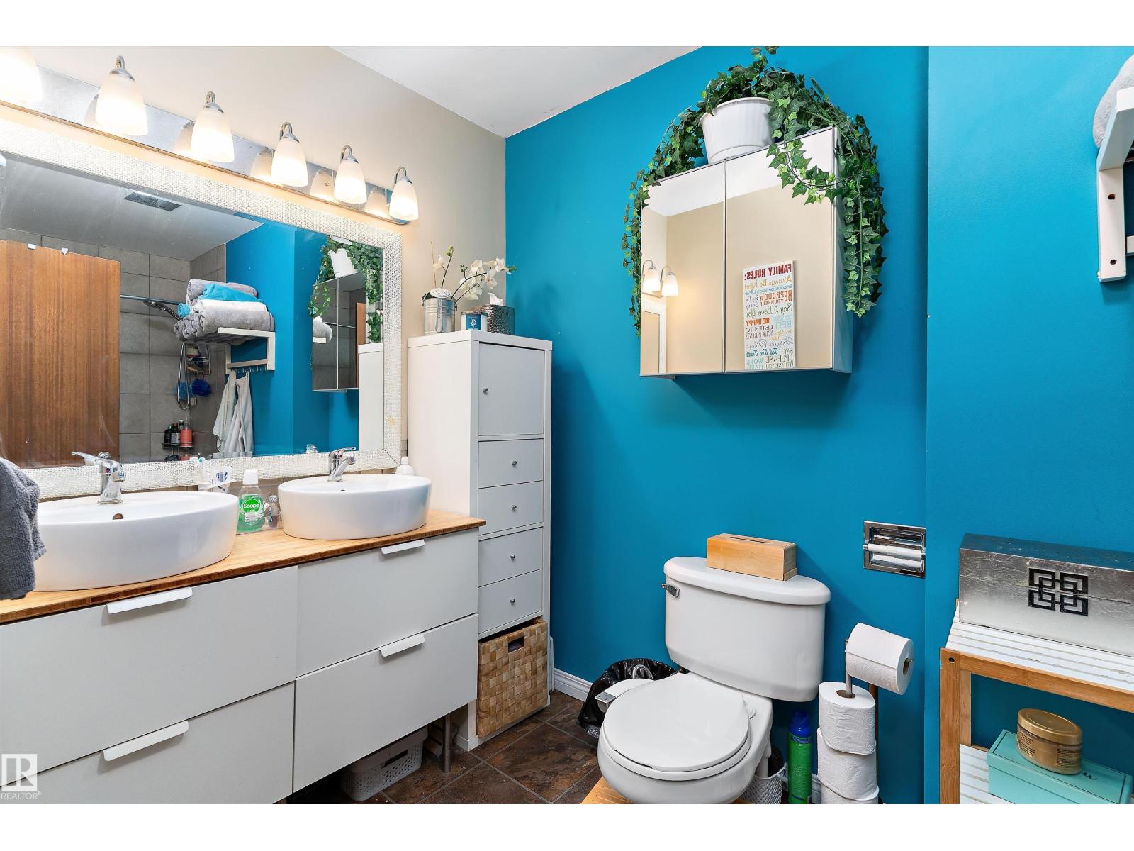 12916 69 ST NW - 17