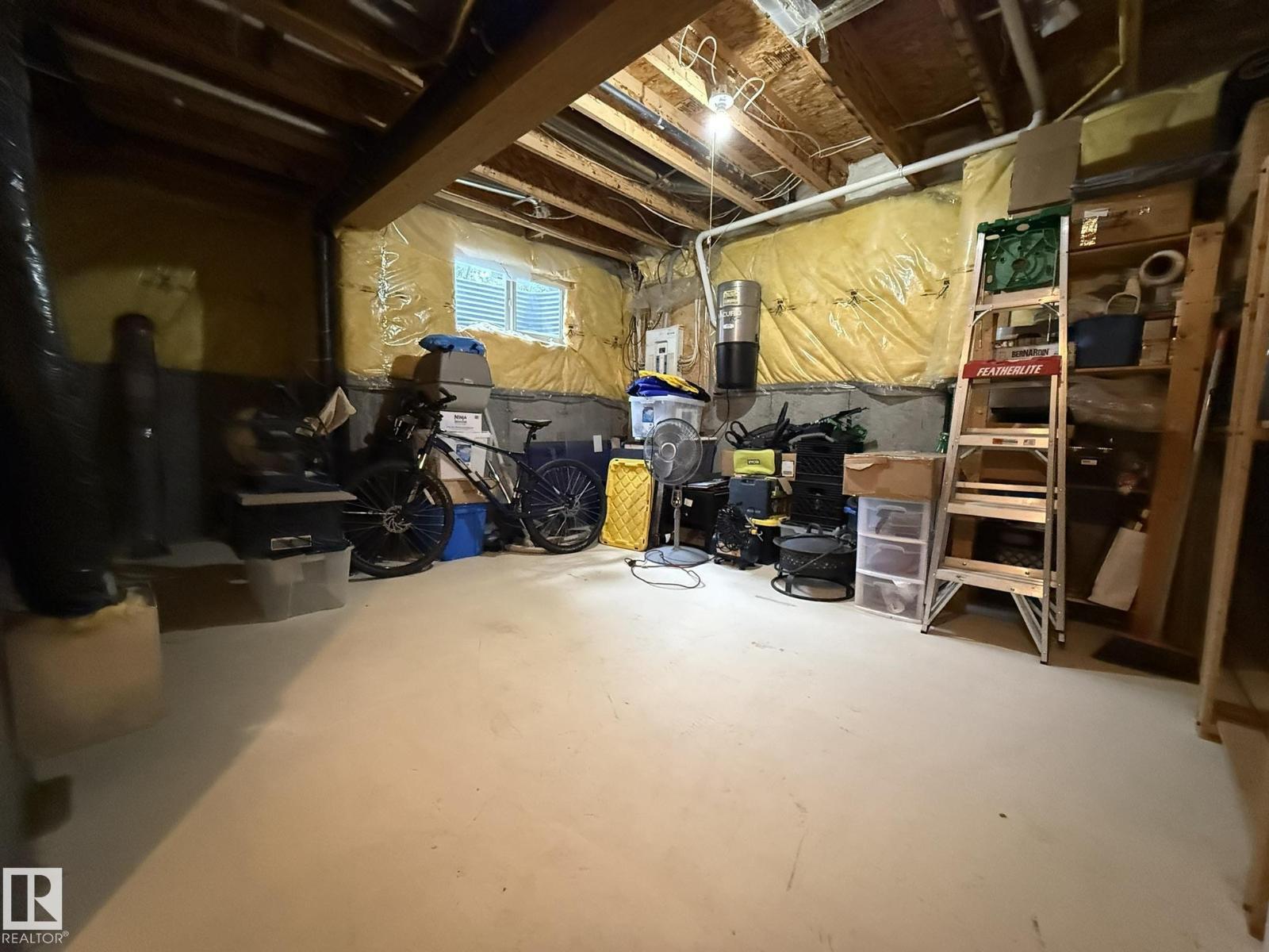 #93 12050 17 AV SW - Image 19