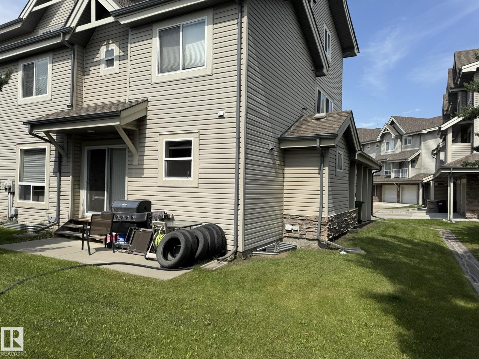 #93 12050 17 AV SW - Image 27