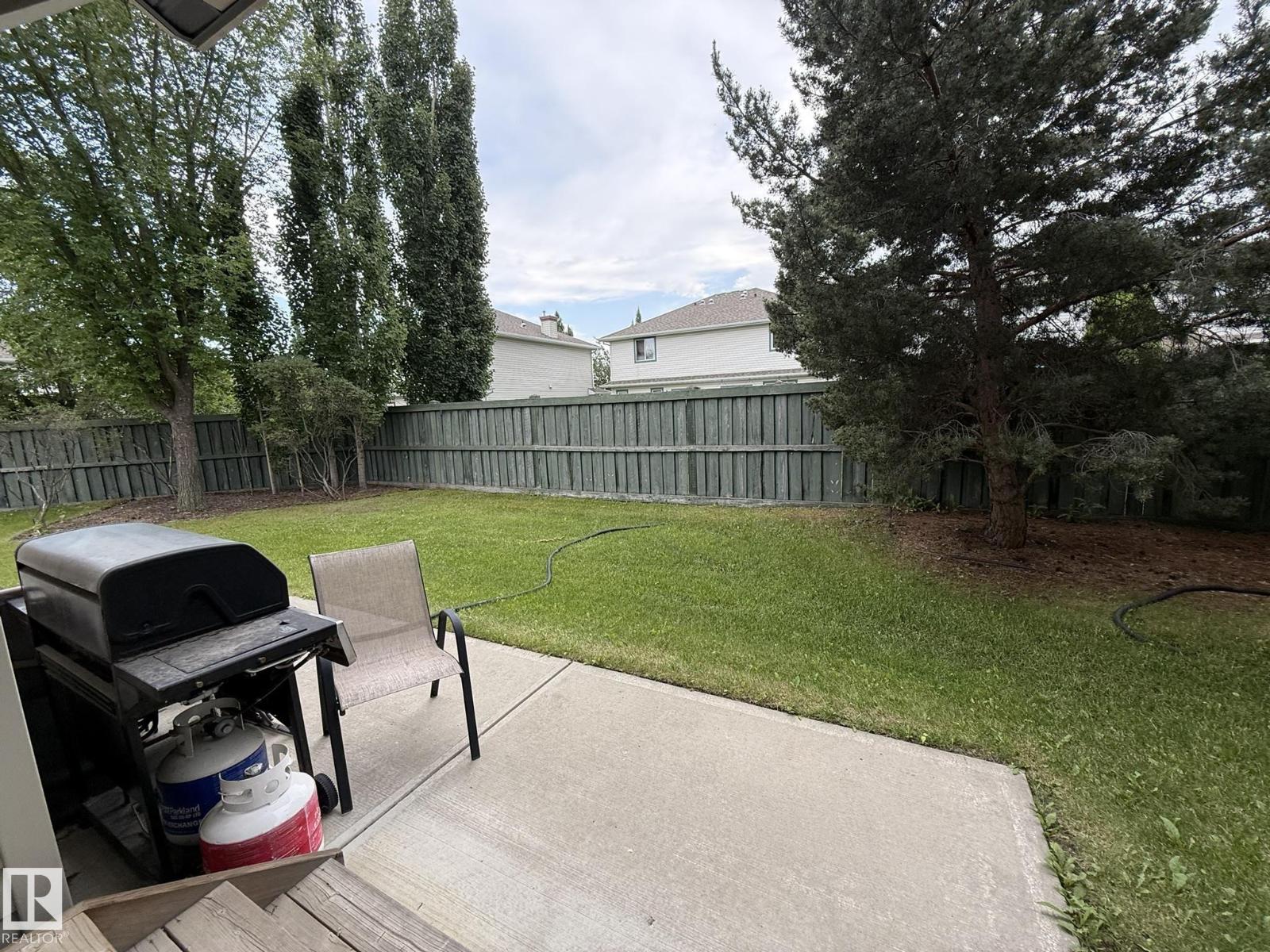 #93 12050 17 AV SW - 22