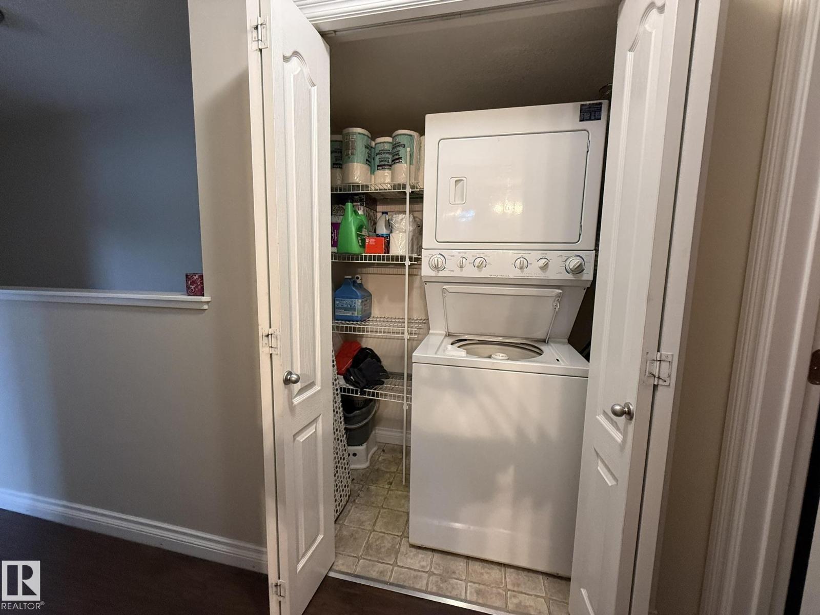 #93 12050 17 AV SW - 21