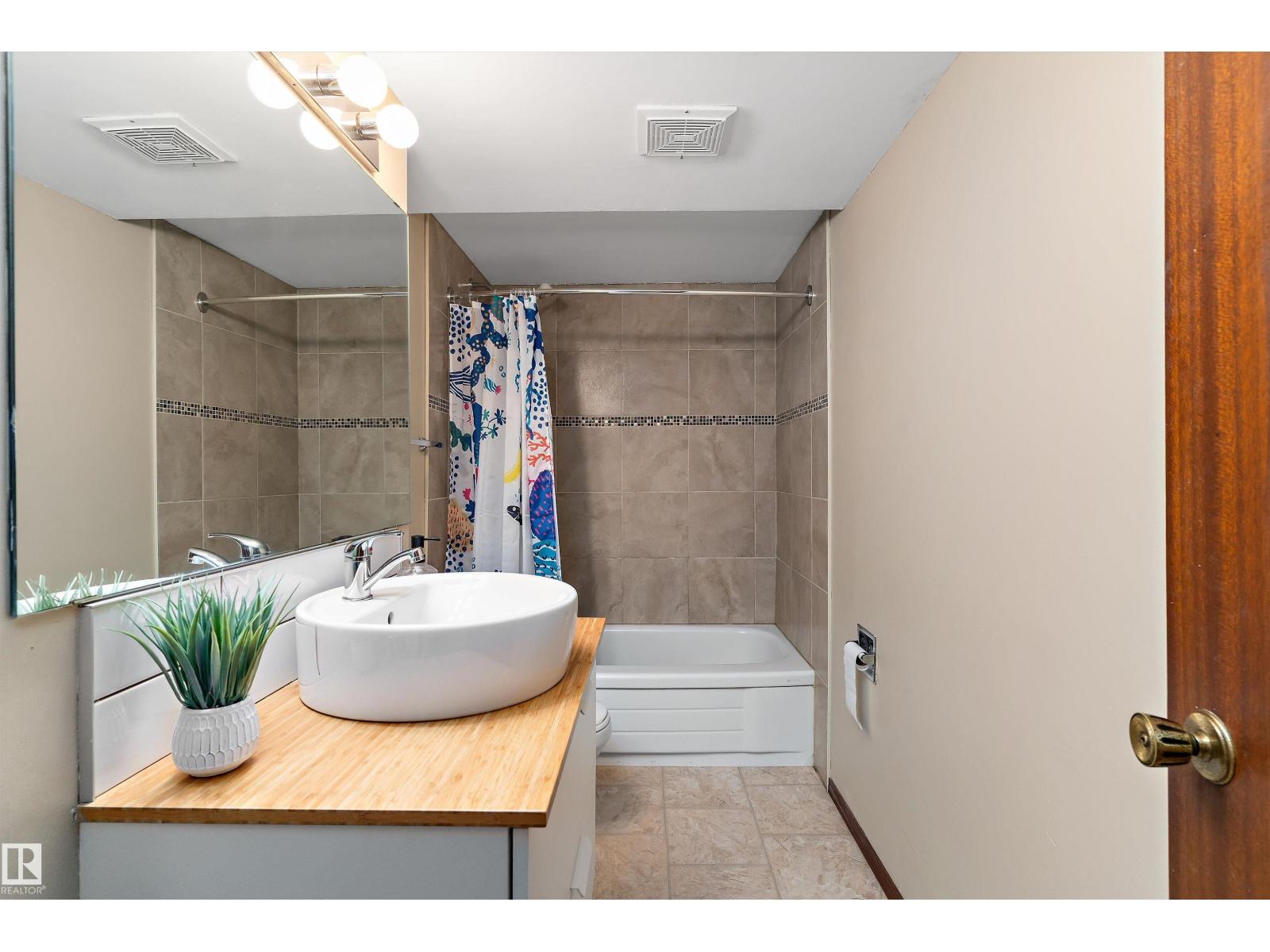 12916 69 ST NW - 36