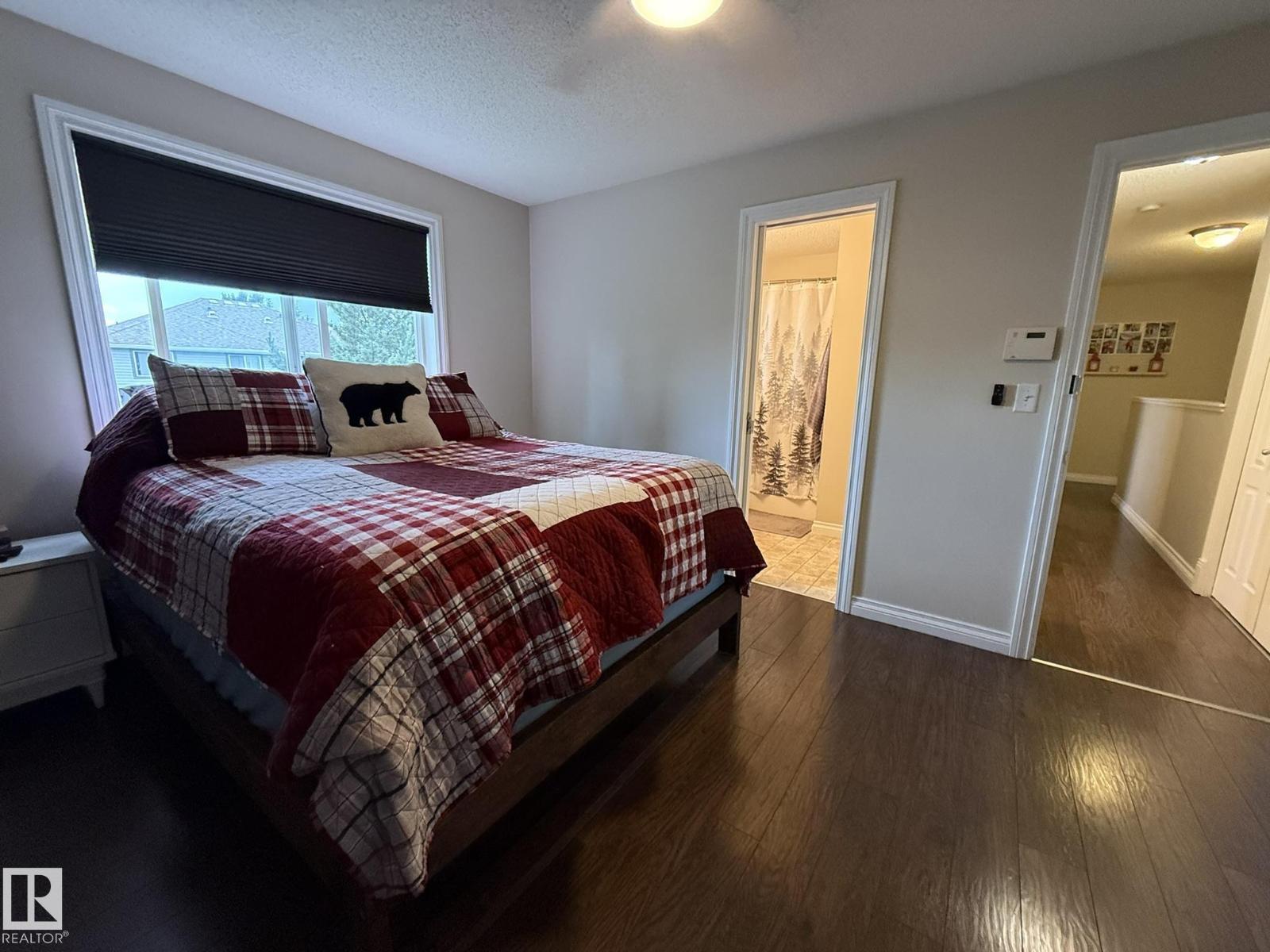 #93 12050 17 AV SW - 15