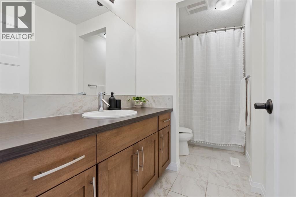 117 Riviera Crescent - 22