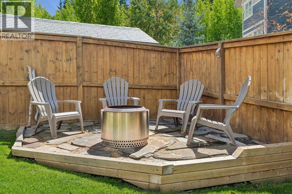 117 Riviera Crescent - 34