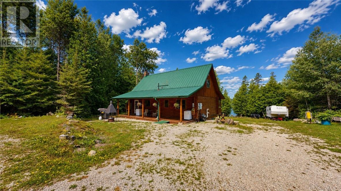 61 Leason Bay Trail - Image 3