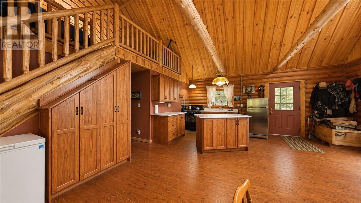 61 Leason Bay Trail - 43