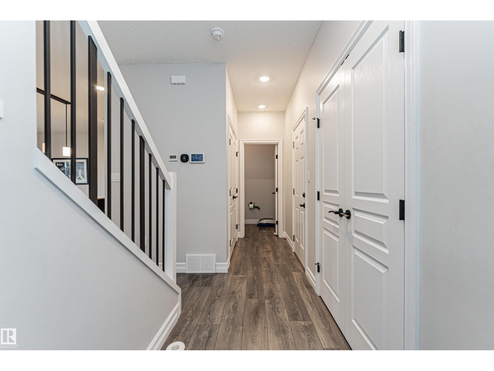 8744 223 ST NW NW - 3