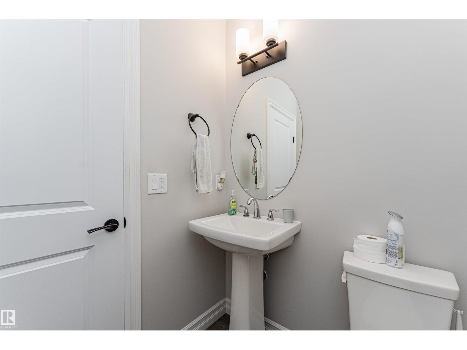 8744 223 ST NW NW - 5