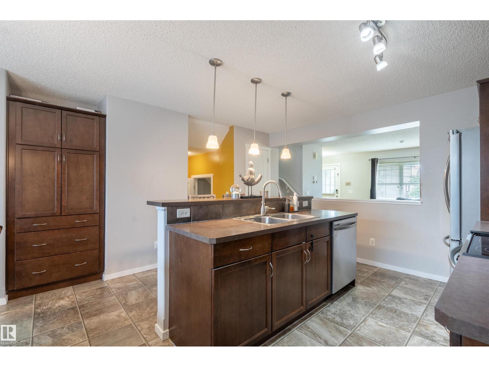 165 62 ST SW - 10