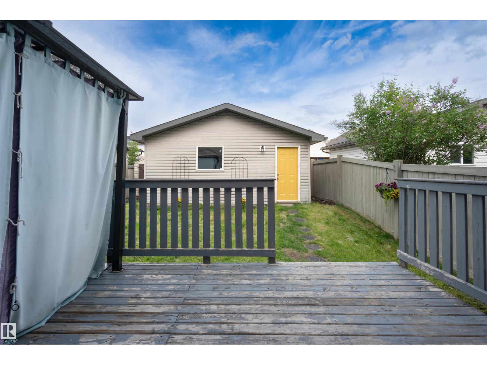165 62 ST SW - 40