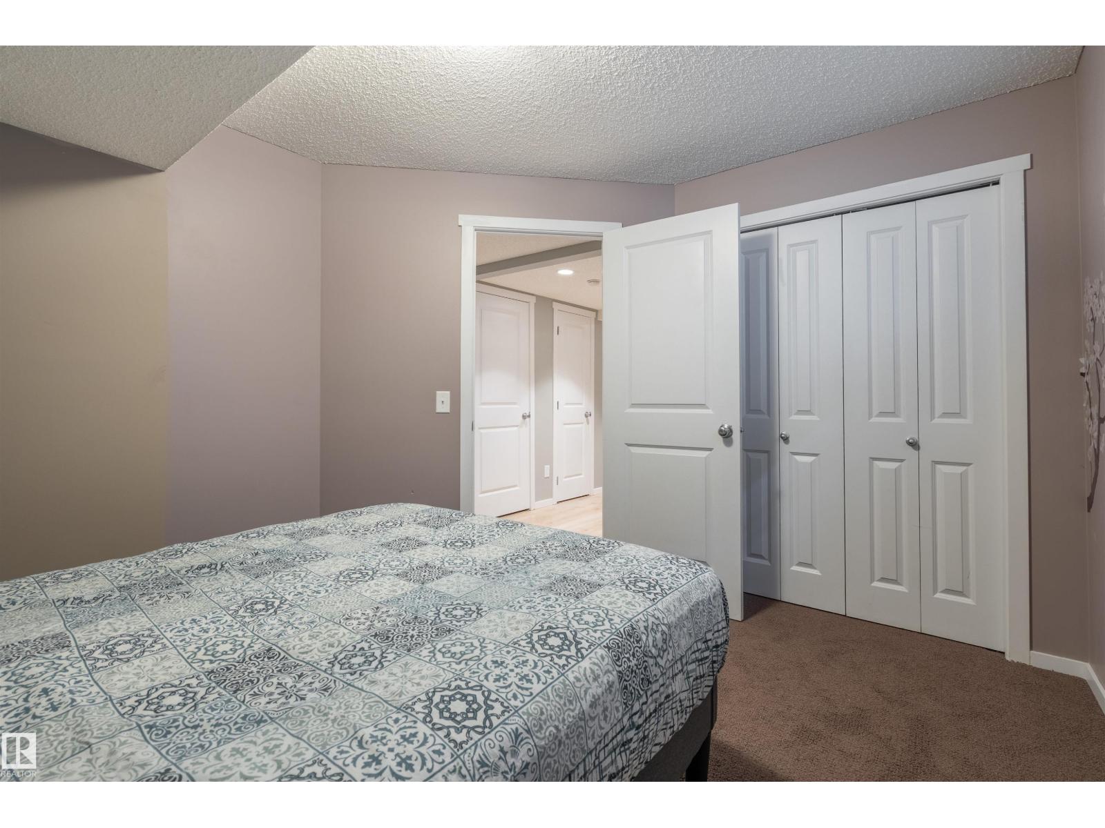 165 62 ST SW - 35