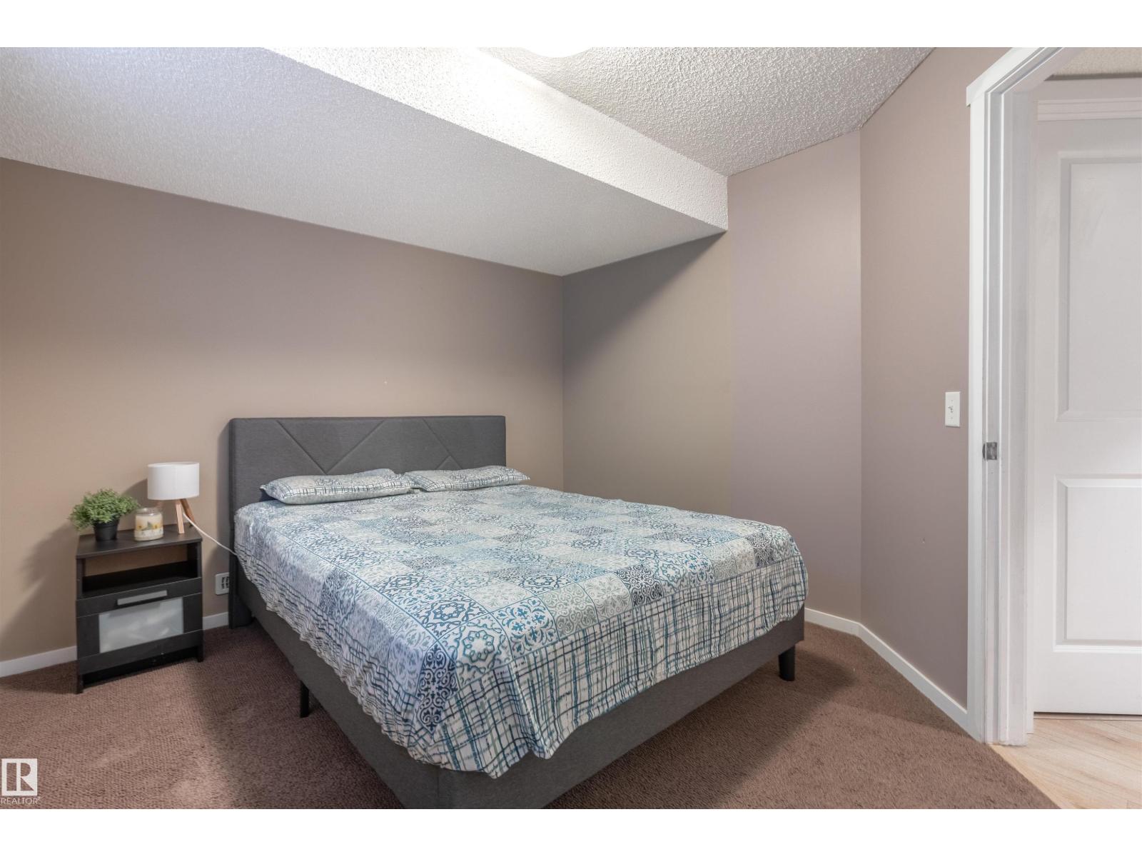 165 62 ST SW - 34