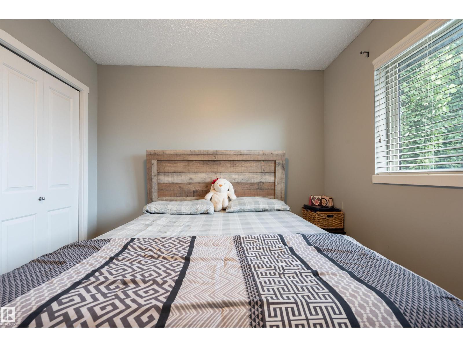 165 62 ST SW - 22