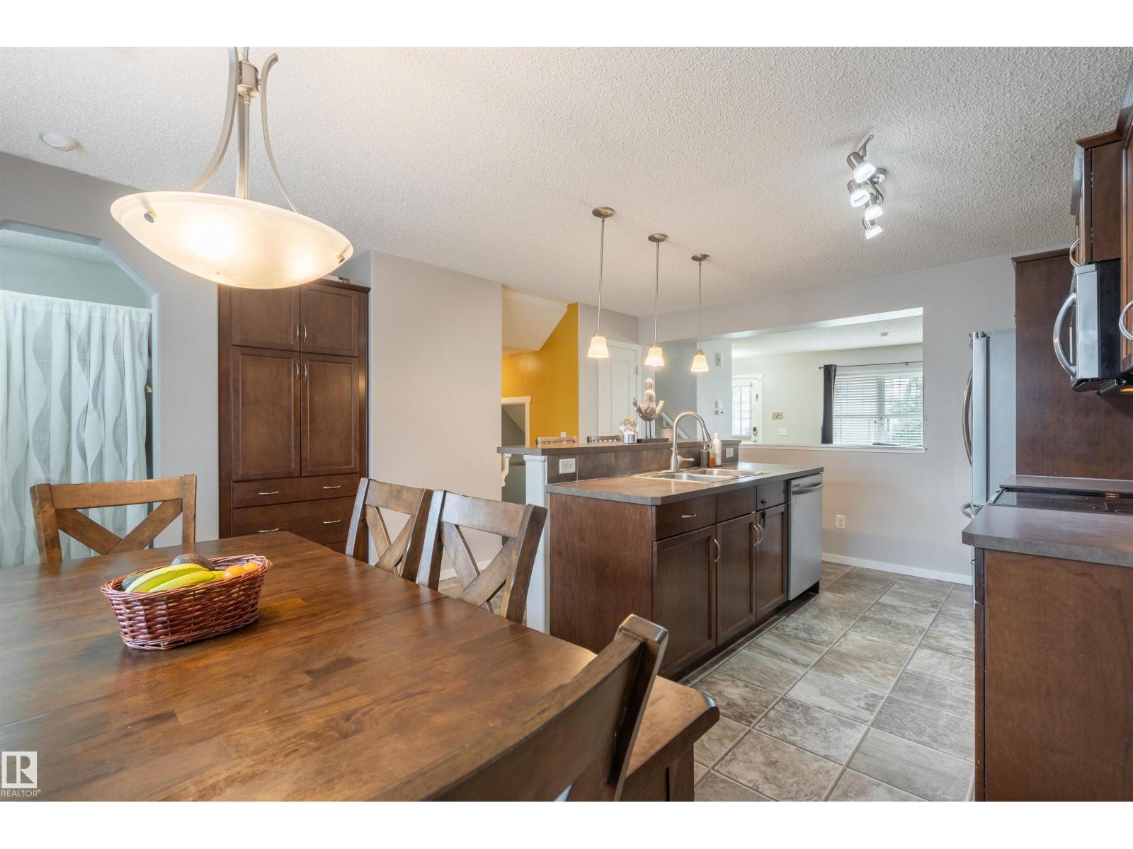 165 62 ST SW - 15