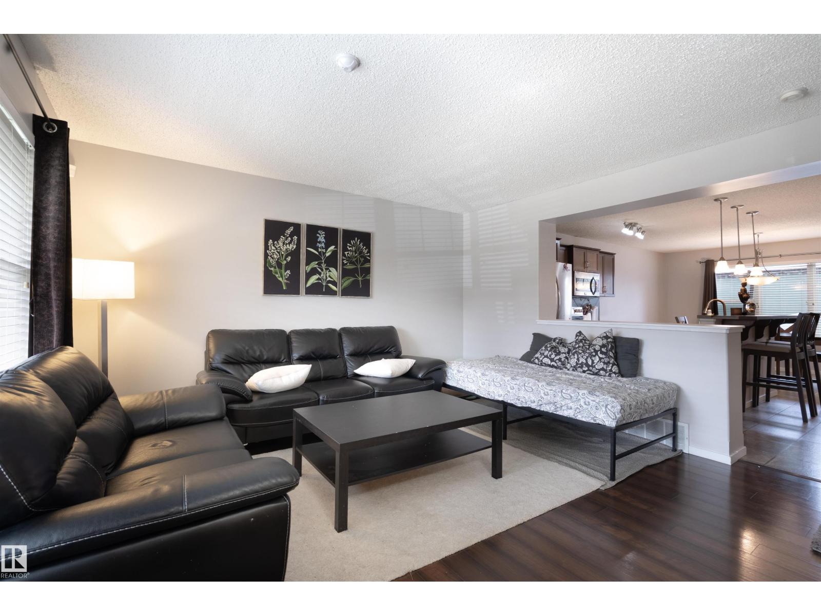 165 62 ST SW - 4