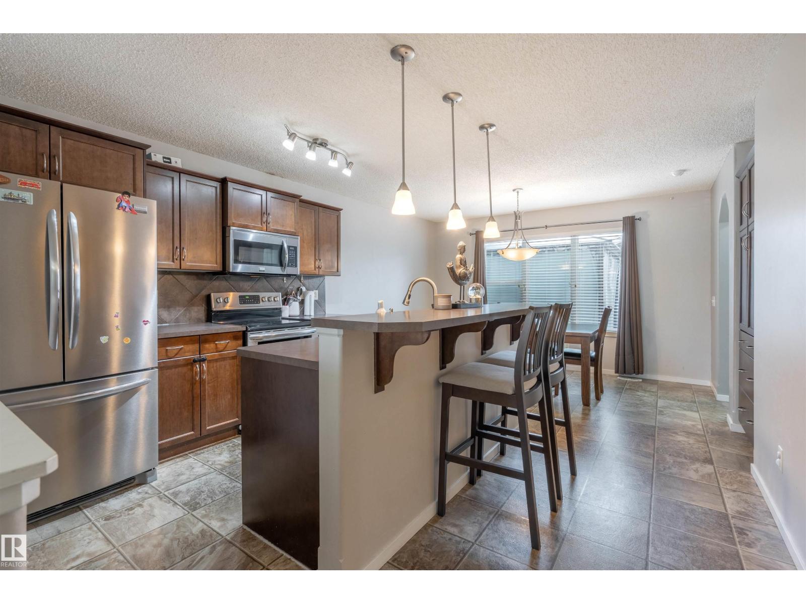 165 62 ST SW - 8