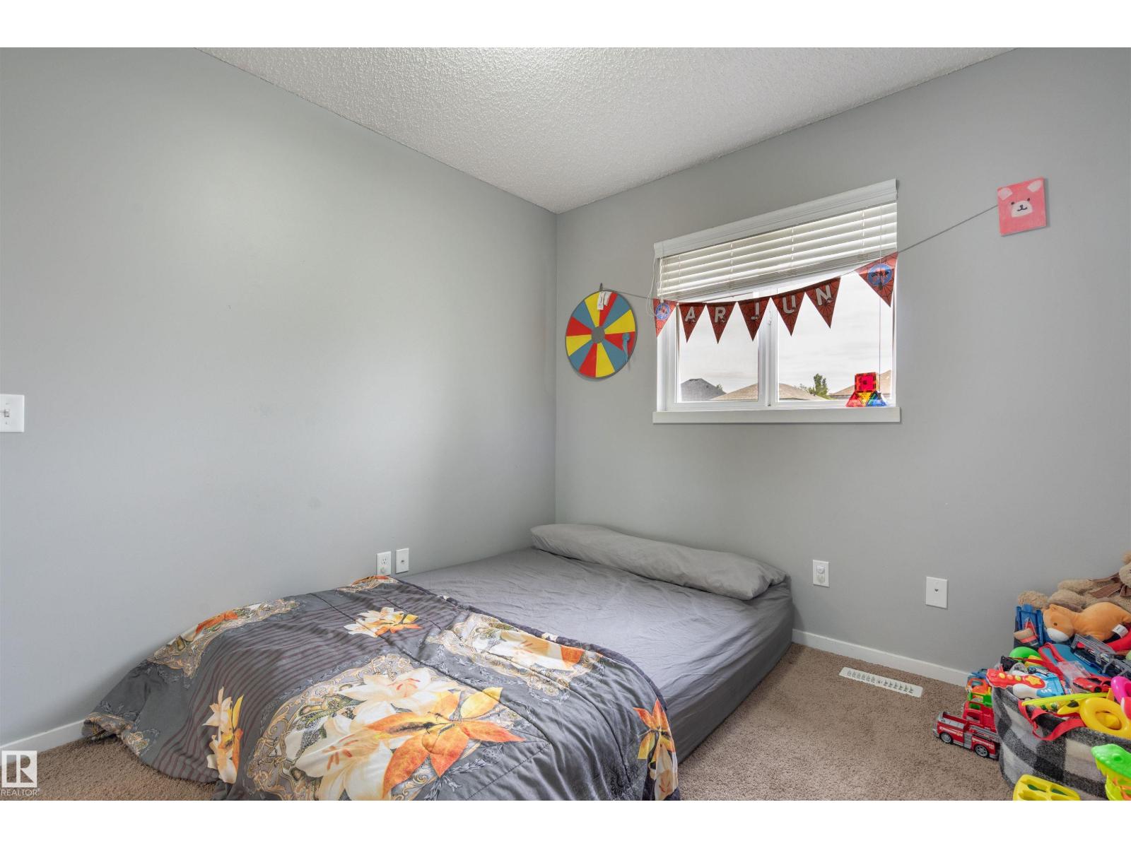 165 62 ST SW - 24