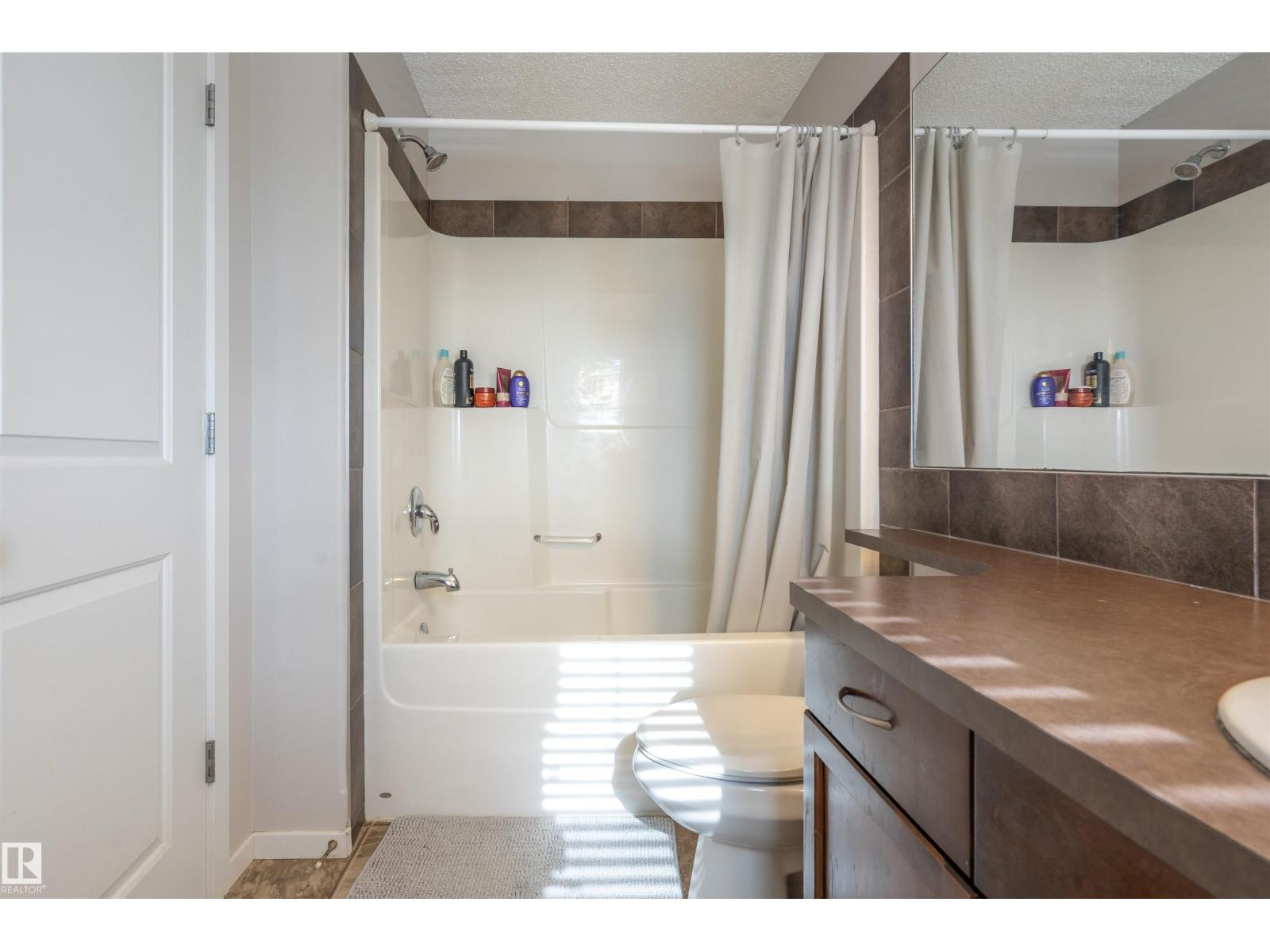165 62 ST SW - 28