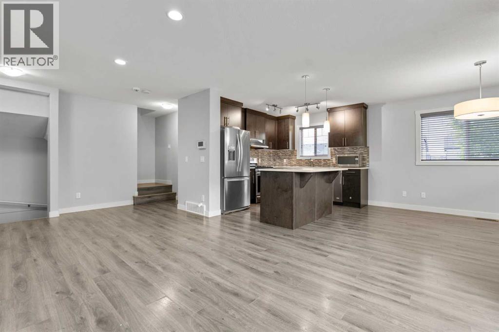 905 Skyview Ranch Grove NE - 10