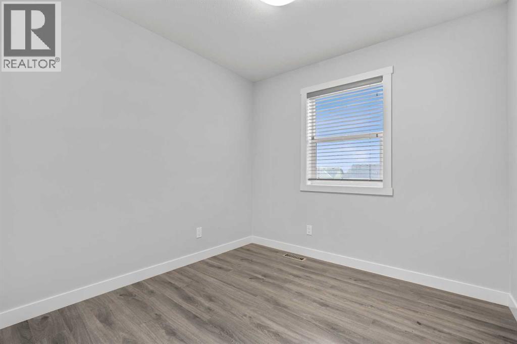905 Skyview Ranch Grove NE - 21